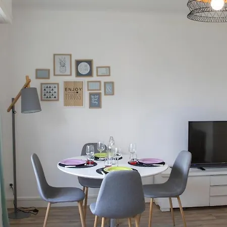 Appartement Pau アパート ポー